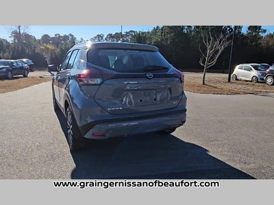 2023 Nissan Kicks SV