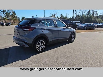2023 Nissan Kicks SV
