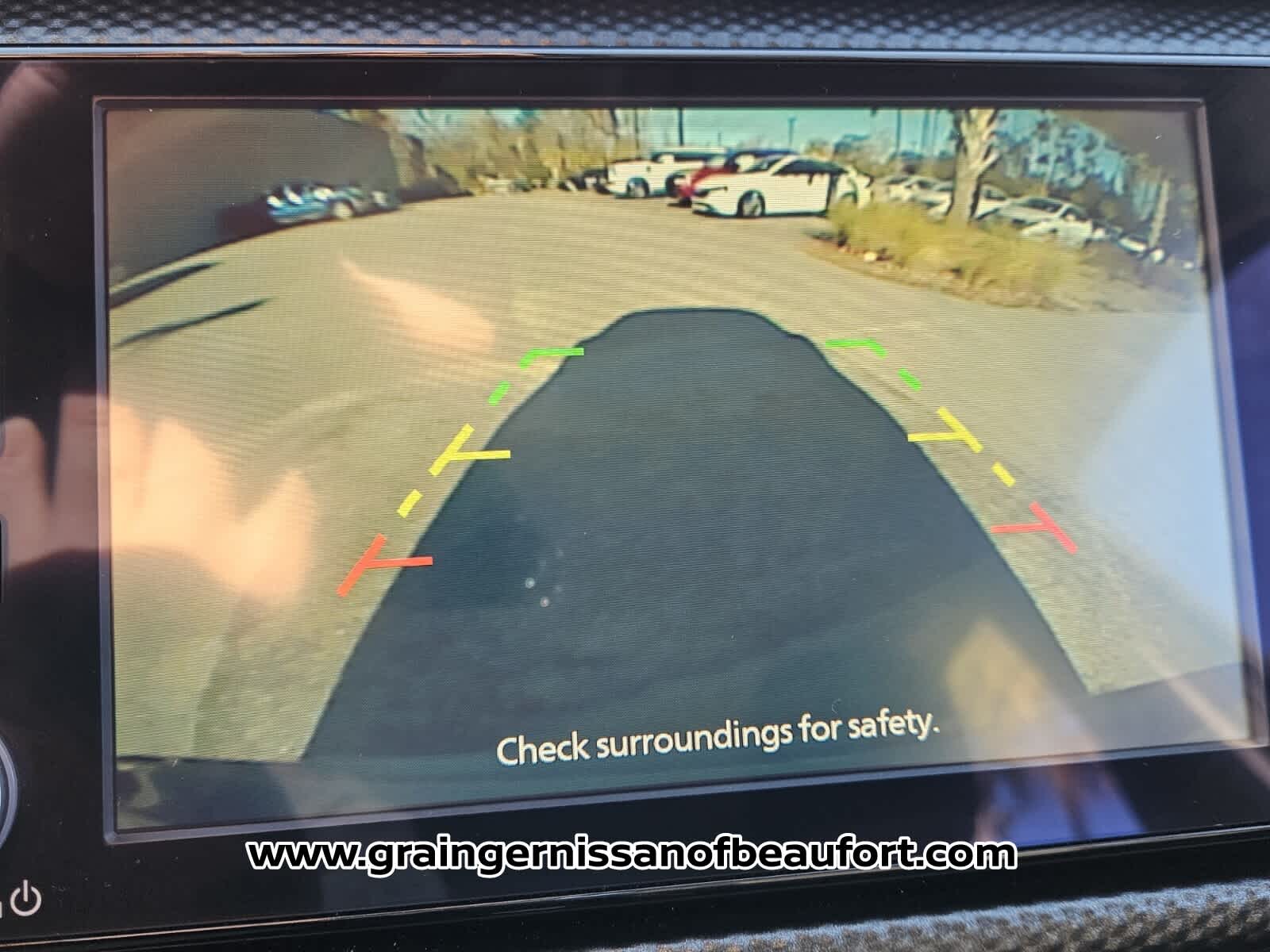 2023 Nissan Kicks SV