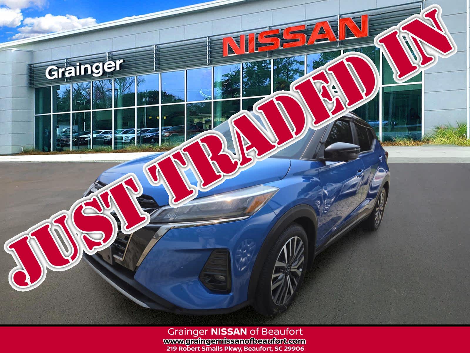 2023 Nissan Kicks SR