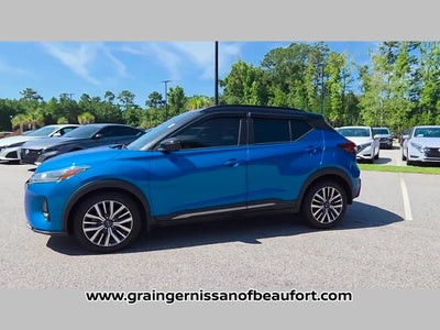 2023 Nissan Kicks SR