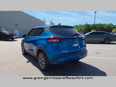 2023 Nissan Kicks SR