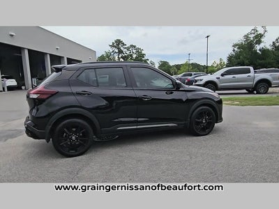 2023 Nissan Kicks SR