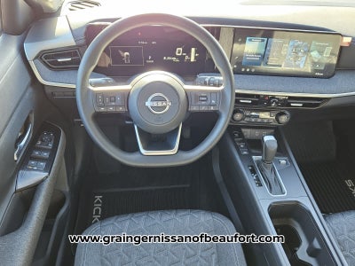 2026 Nissan Kicks SV