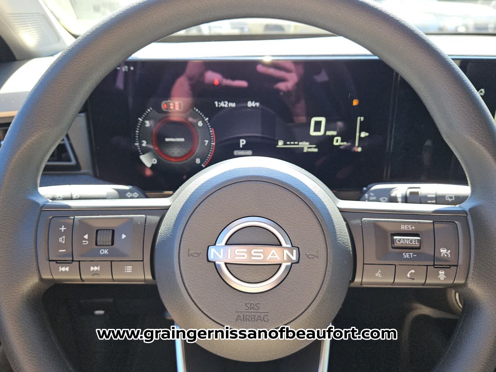 2027 Nissan Kicks SV