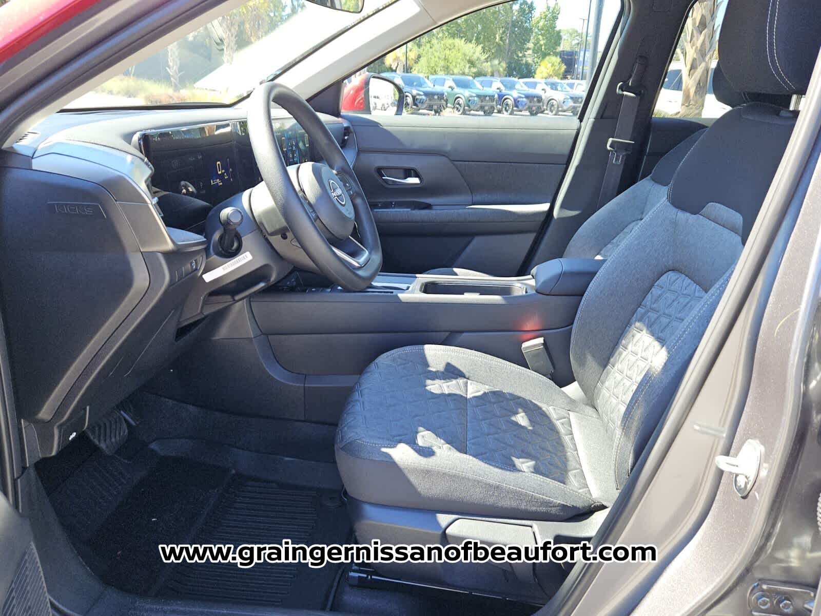 2027 Nissan Kicks SV