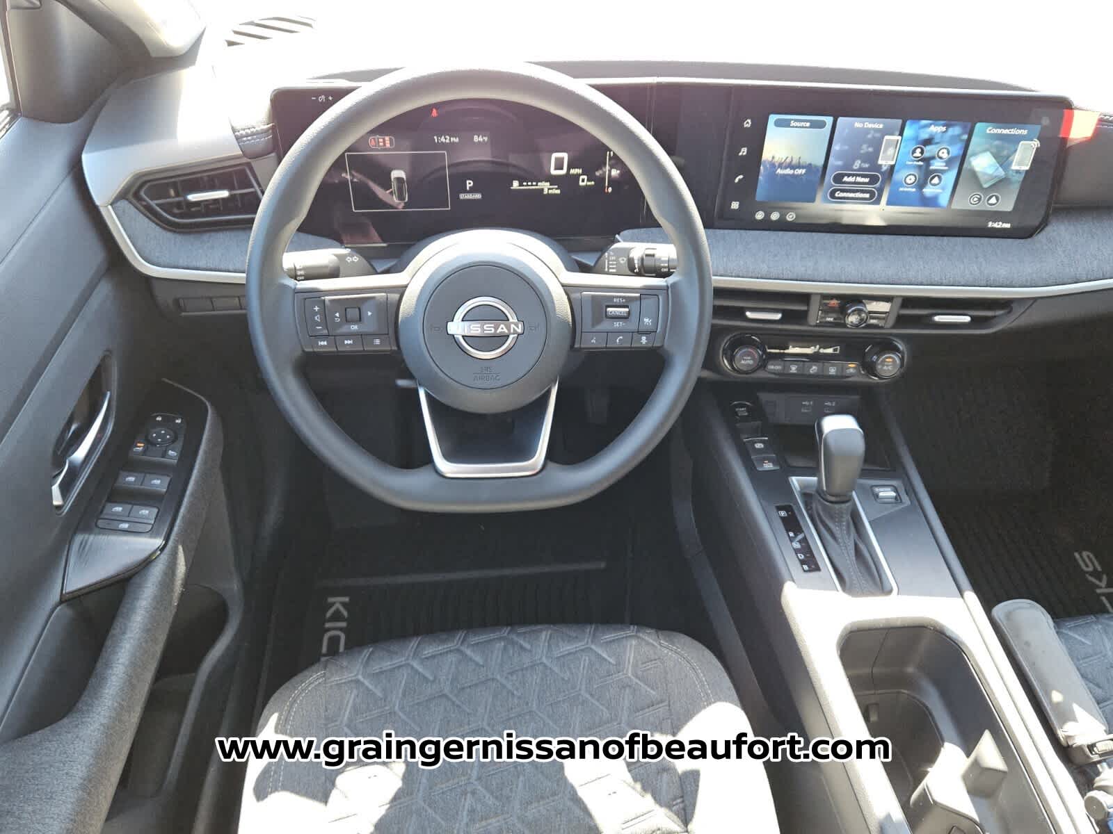 2027 Nissan Kicks SV