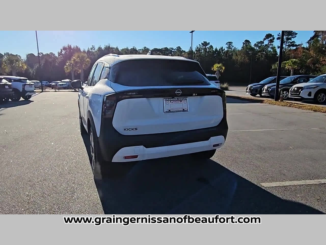 2026 Nissan Kicks SV