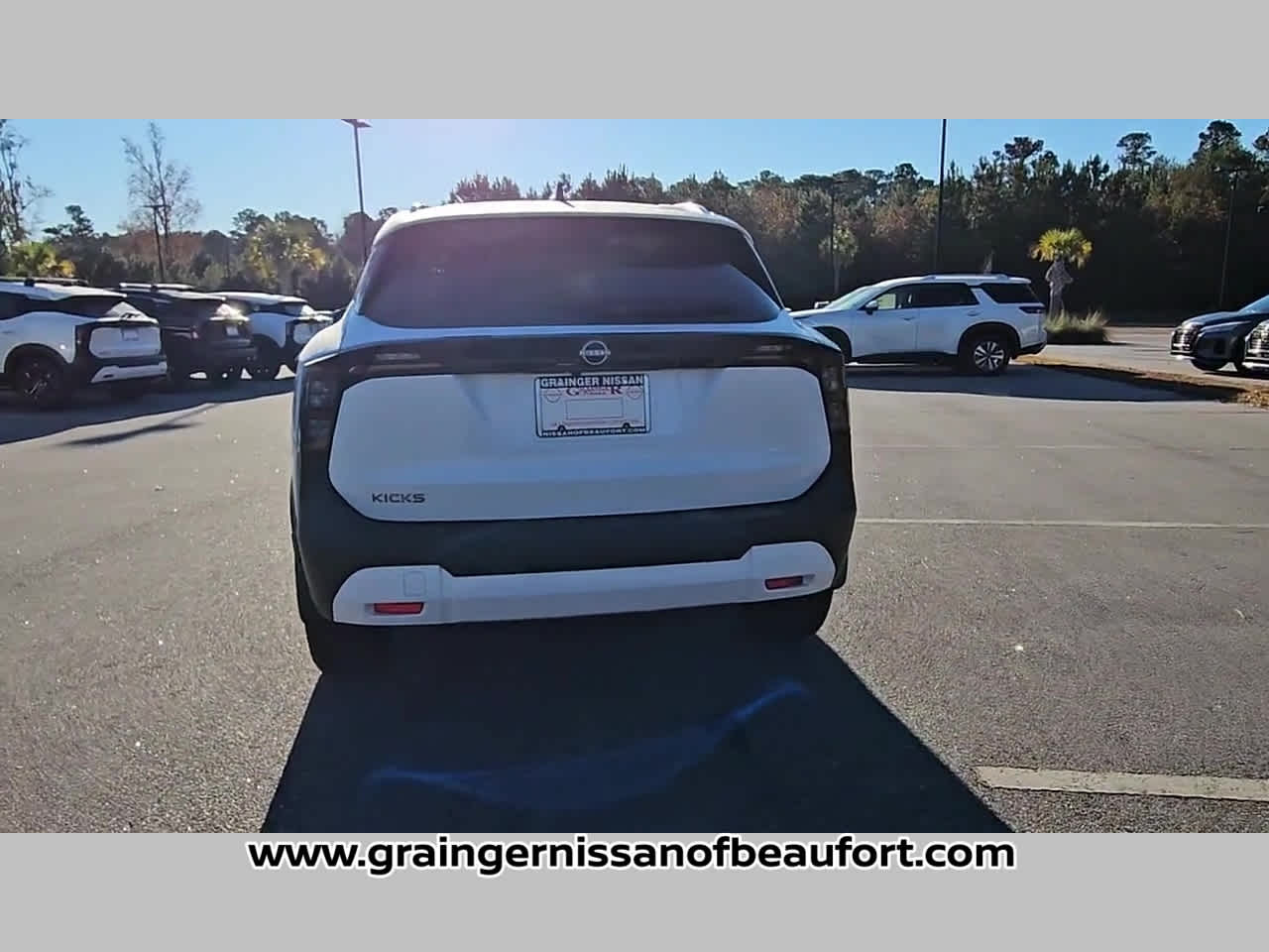 2026 Nissan Kicks SV