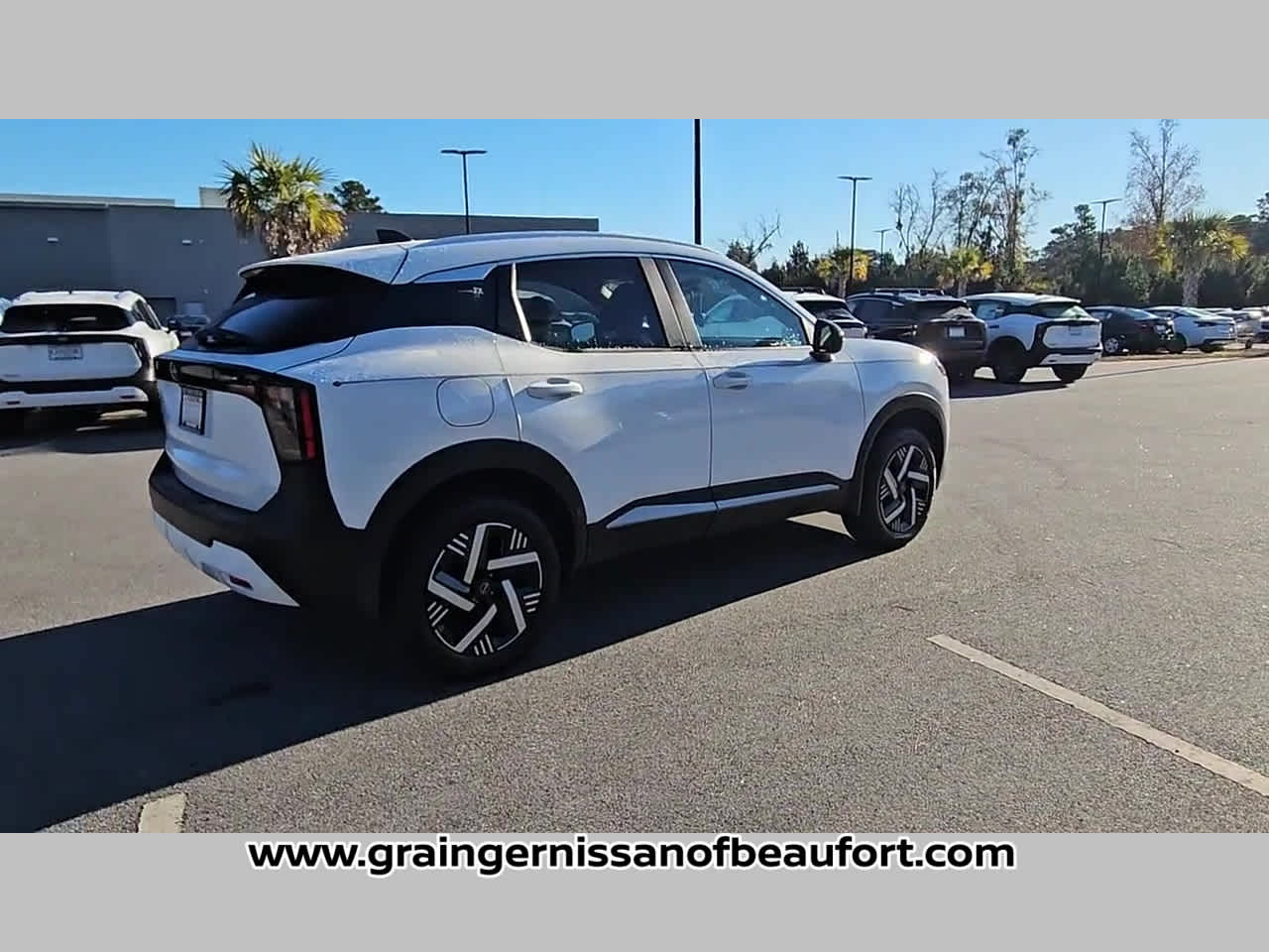 2026 Nissan Kicks SV