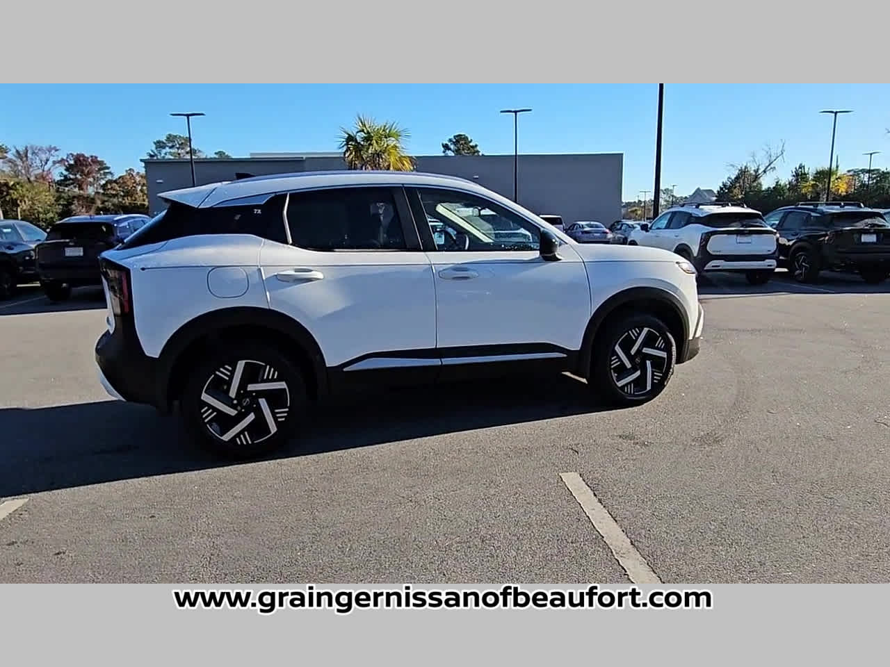 2026 Nissan Kicks SV