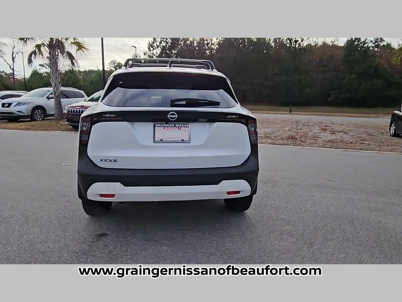 2026 Nissan Kicks SV