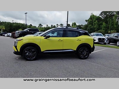 2025 Nissan Kicks SR