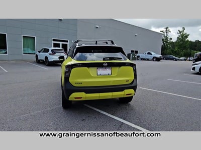 2025 Nissan Kicks SR