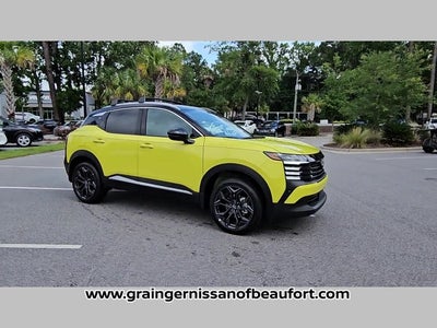 2025 Nissan Kicks SR