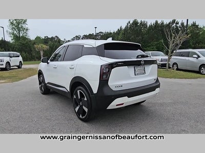 2025 Nissan Kicks SR