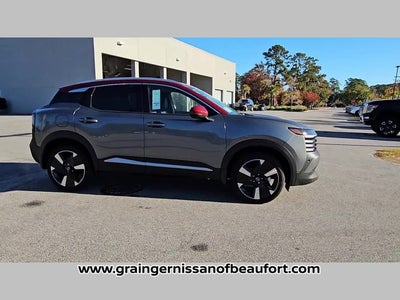 2025 Nissan Kicks SR