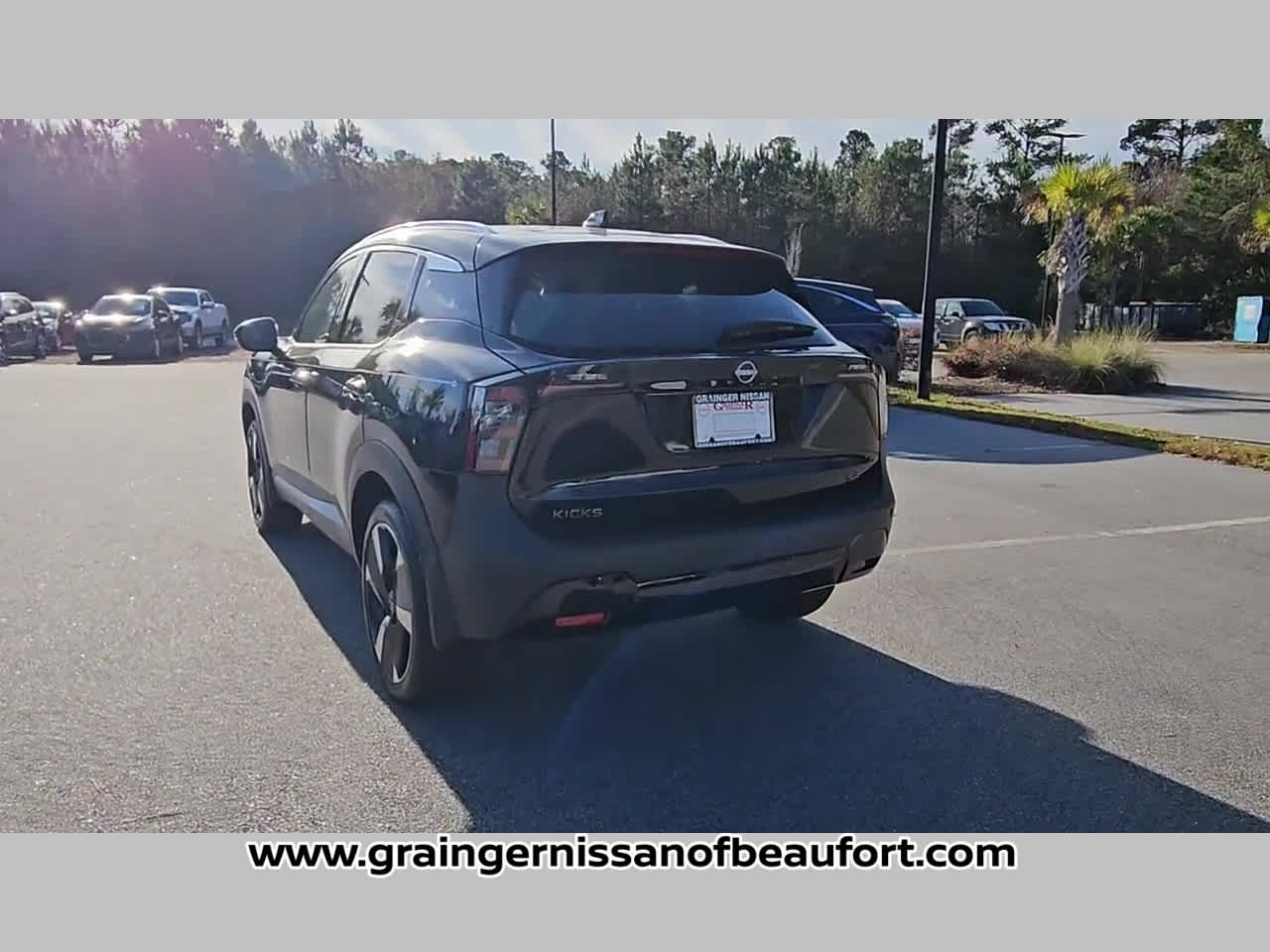 2026 Nissan Kicks SR