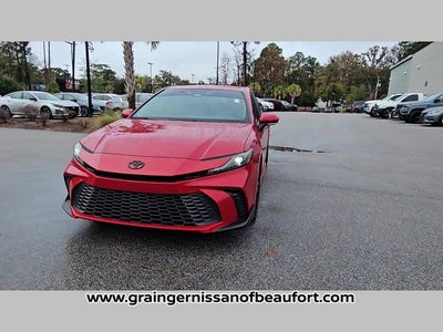 2025 Toyota Camry SE