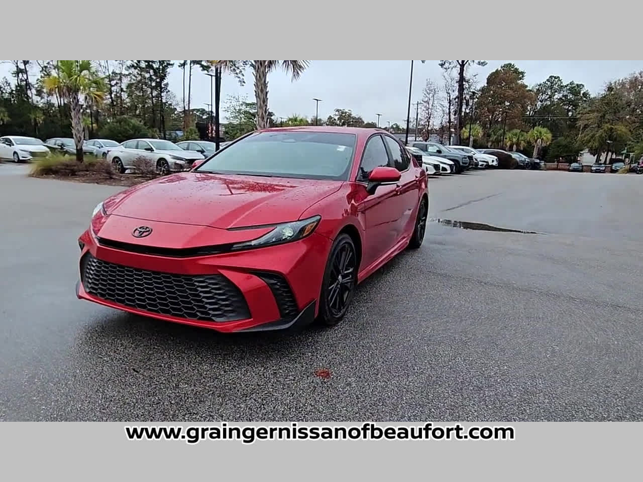 2025 Toyota Camry SE