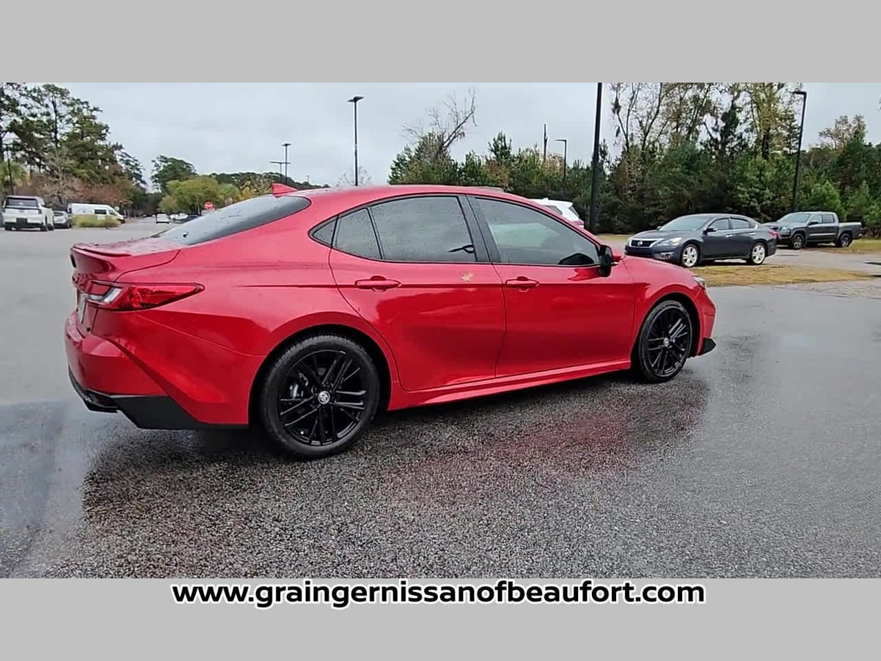 2025 Toyota Camry SE