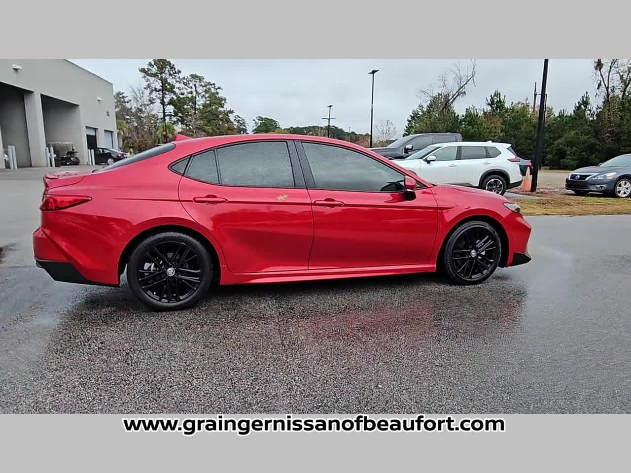 2025 Toyota Camry SE