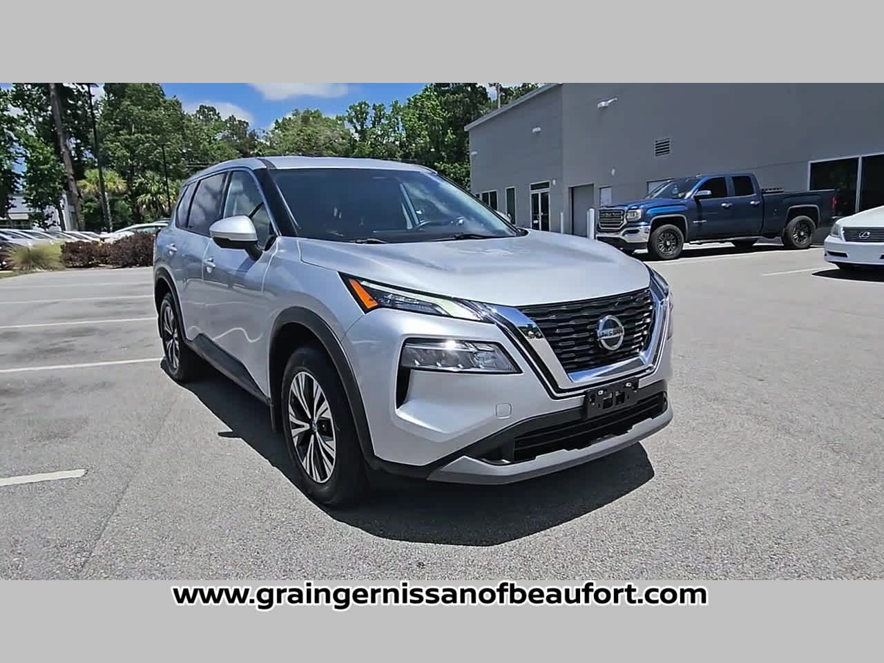 2021 Nissan Rogue SV