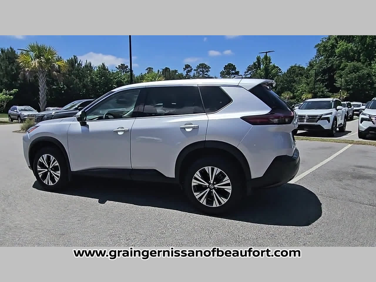 2021 Nissan Rogue SV