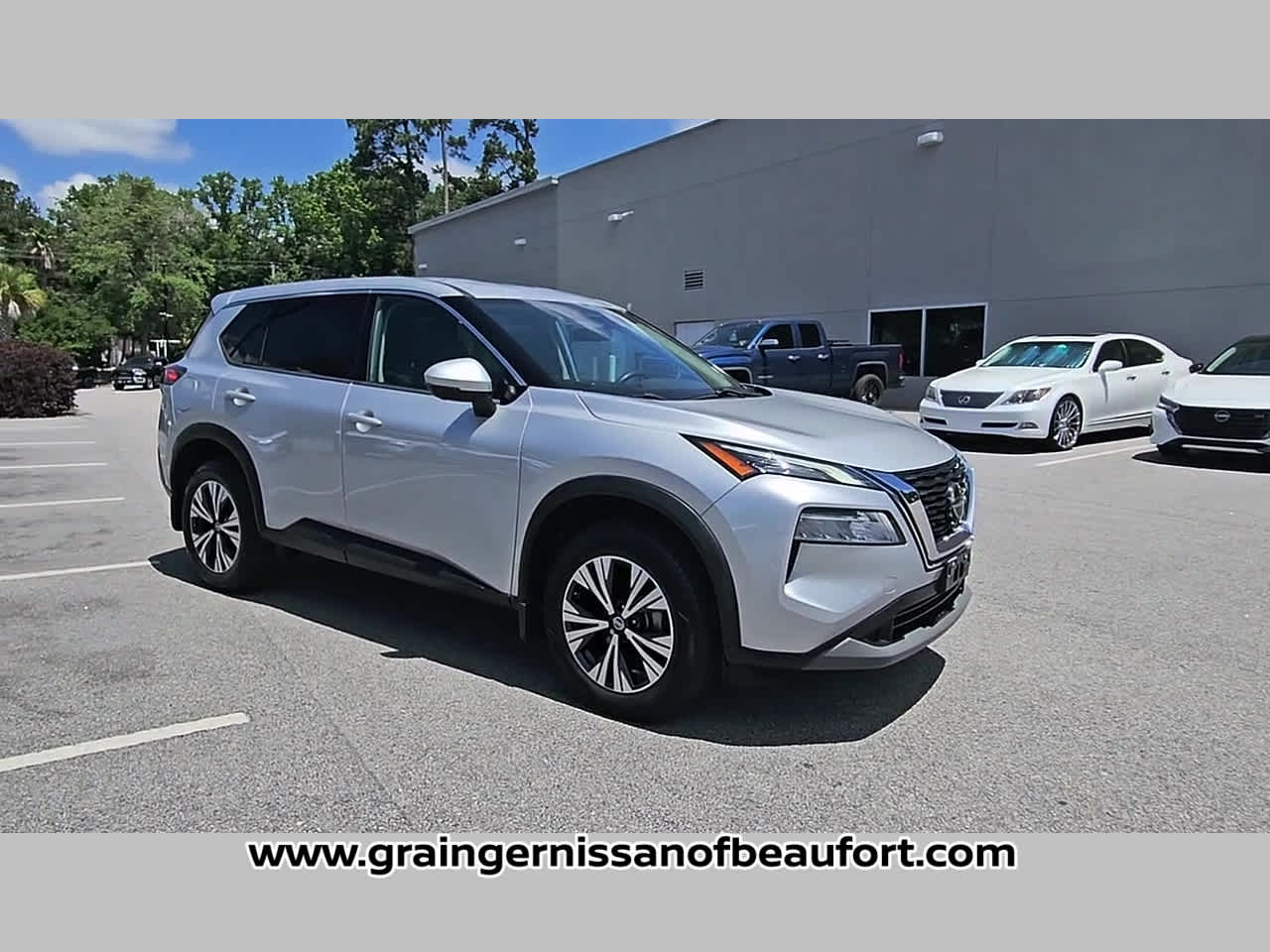 2021 Nissan Rogue SV