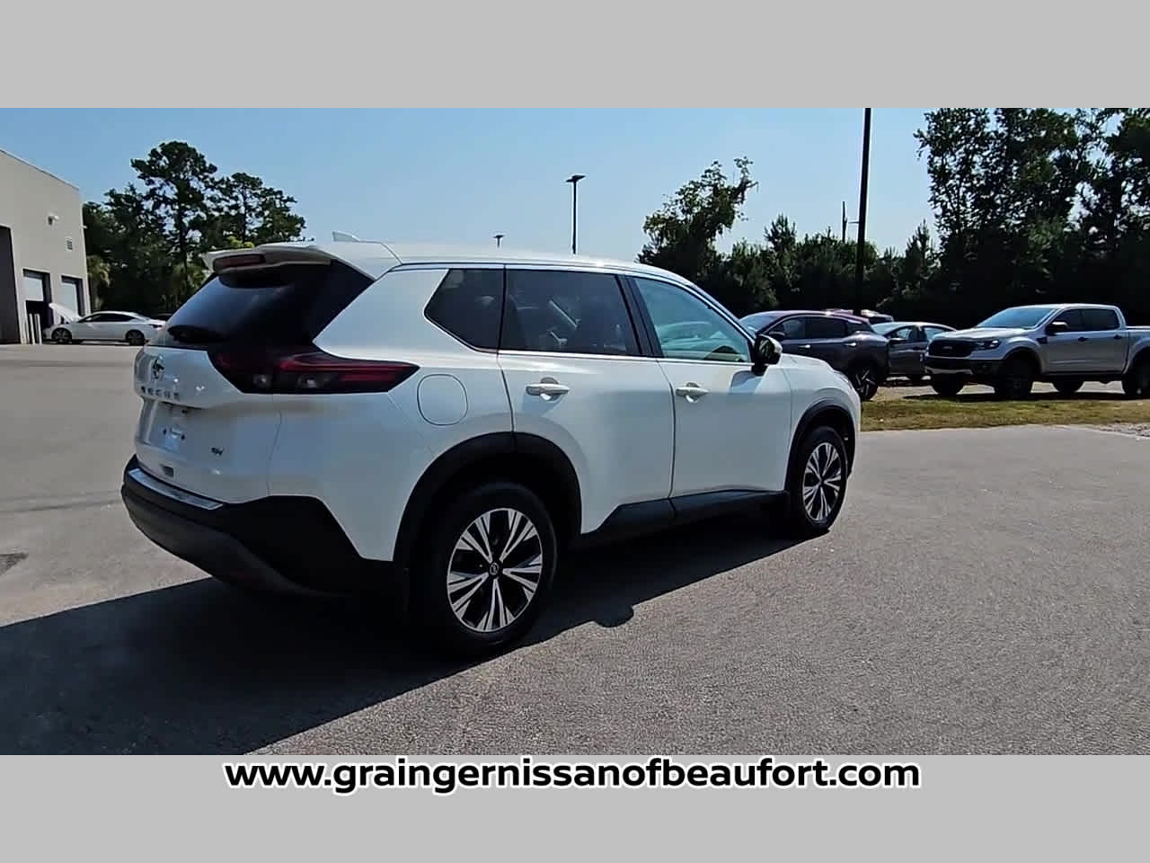 2021 Nissan Rogue SV
