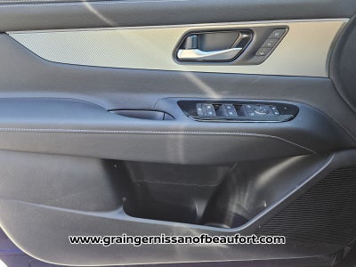 2025 Nissan Murano SL