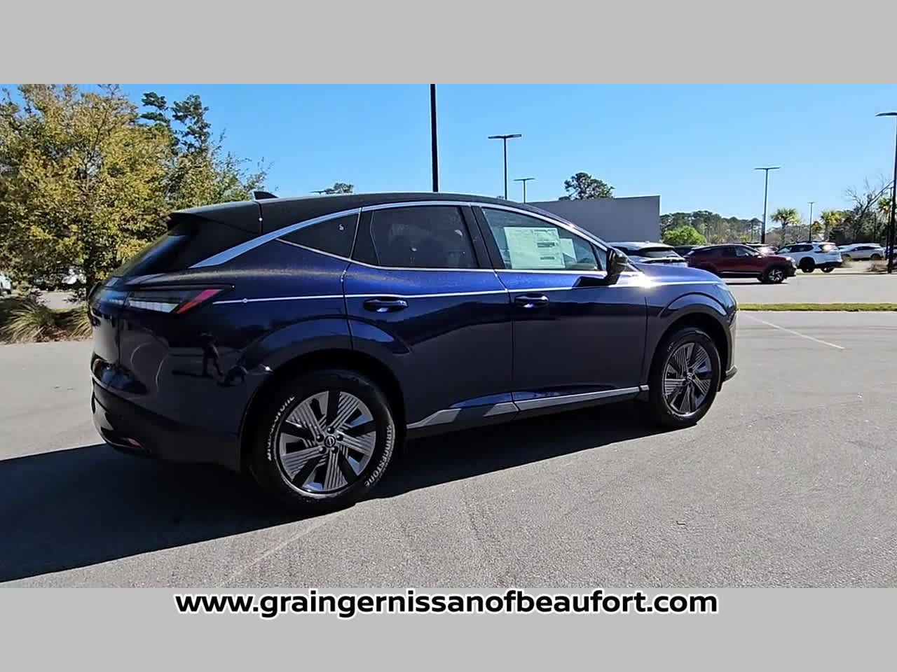 2025 Nissan Murano SL