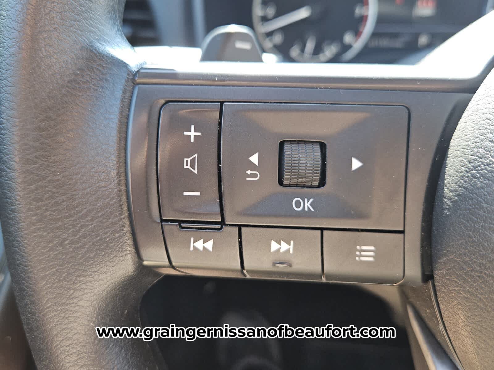 2024 Nissan Rogue S