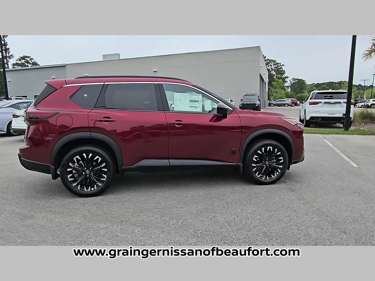 2026 Nissan Rogue Dark Armor