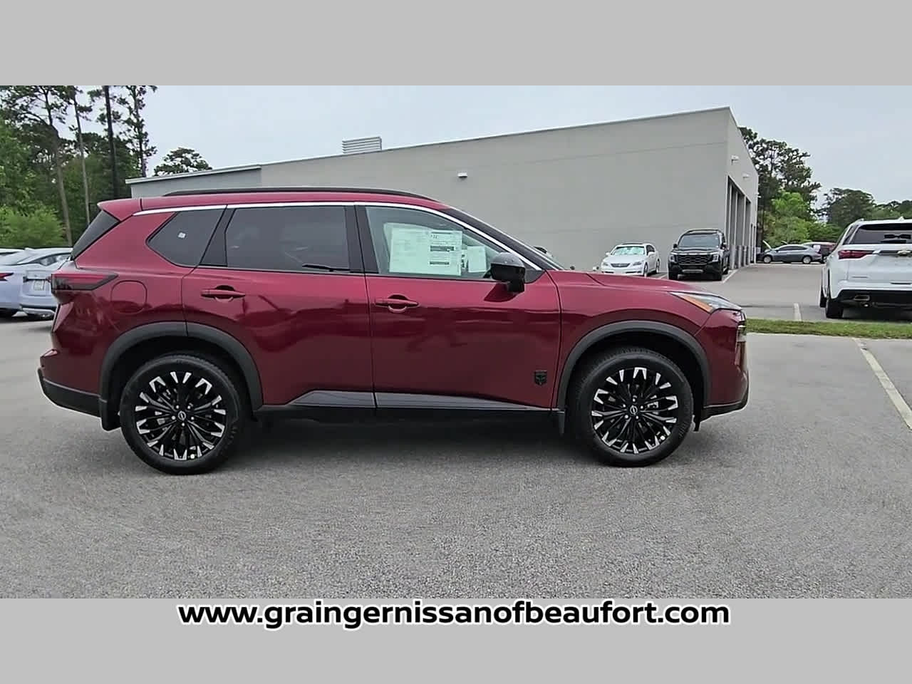 2026 Nissan Rogue Dark Armor