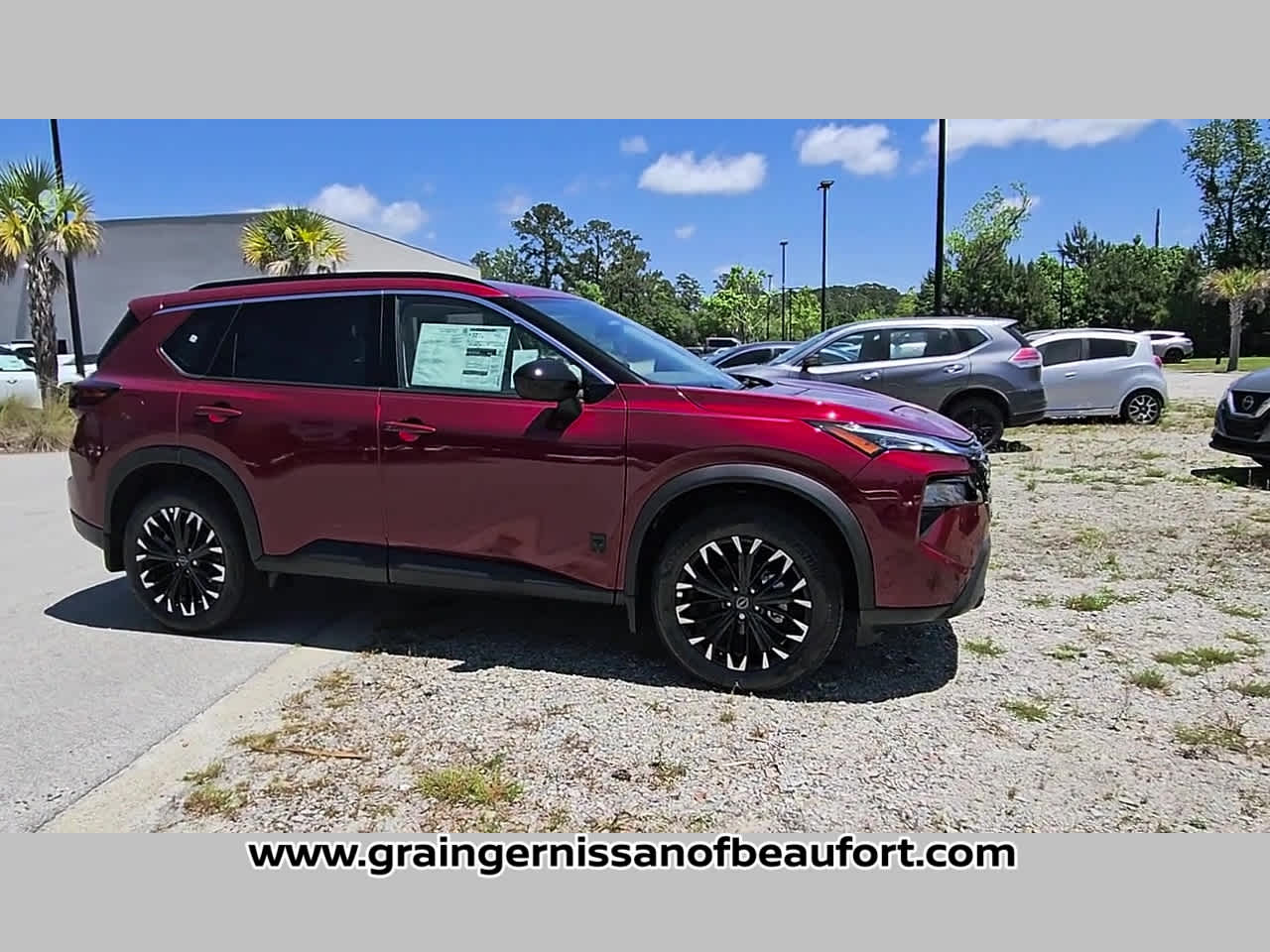 2026 Nissan Rogue Dark Armor