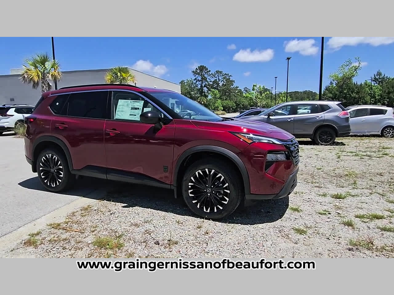 2026 Nissan Rogue Dark Armor