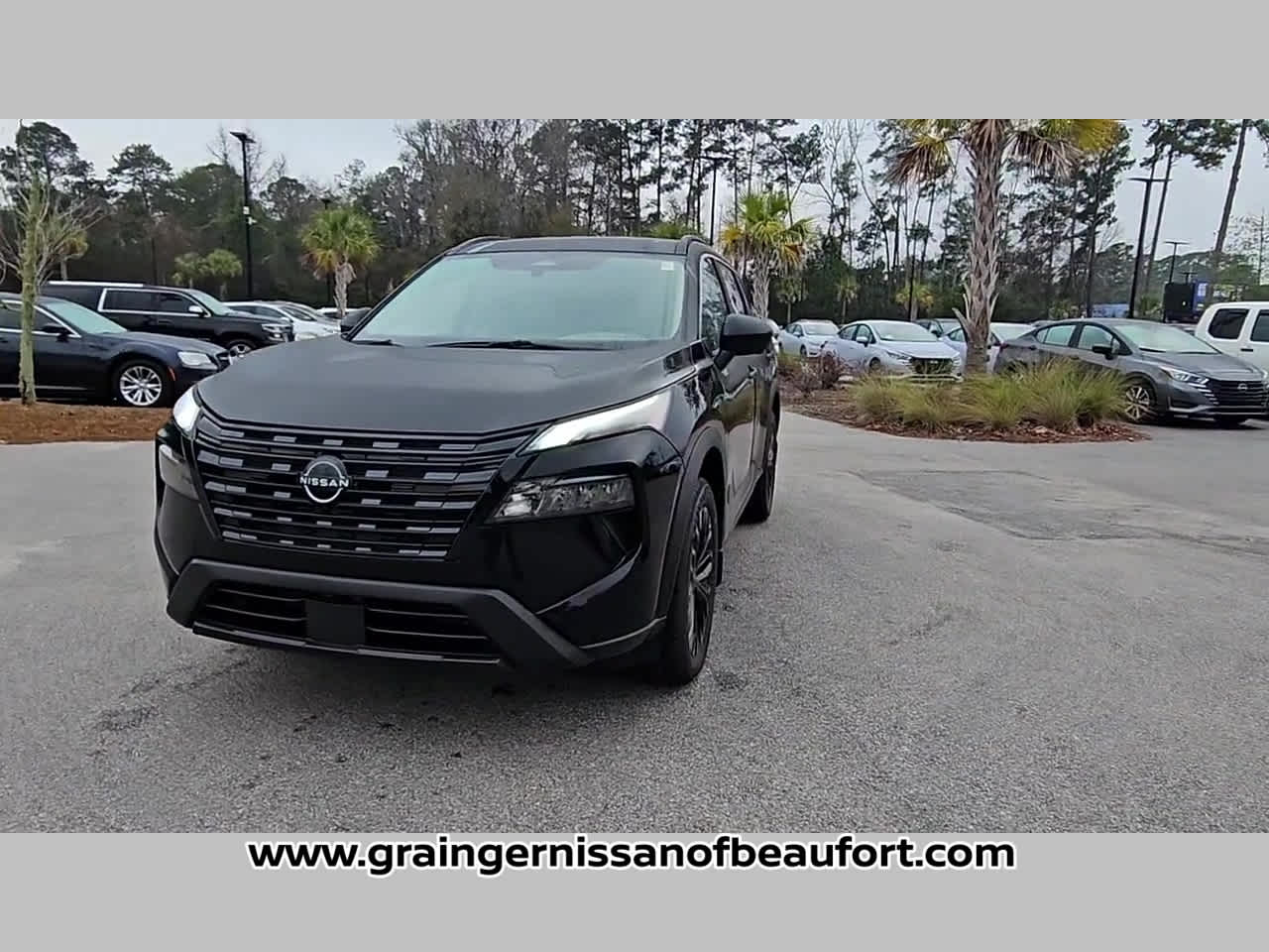 2026 Nissan Rogue Dark Armor