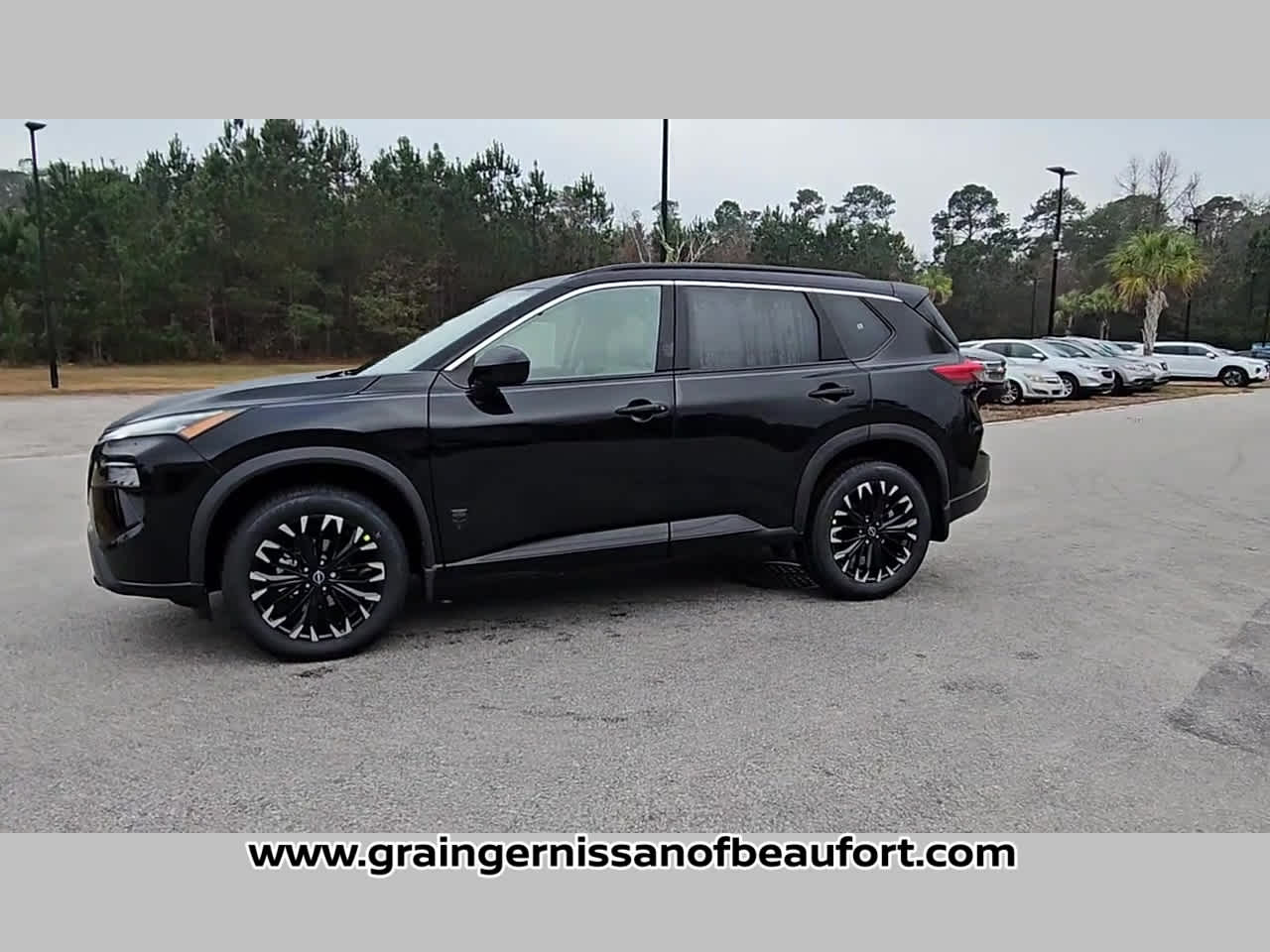 2026 Nissan Rogue Dark Armor