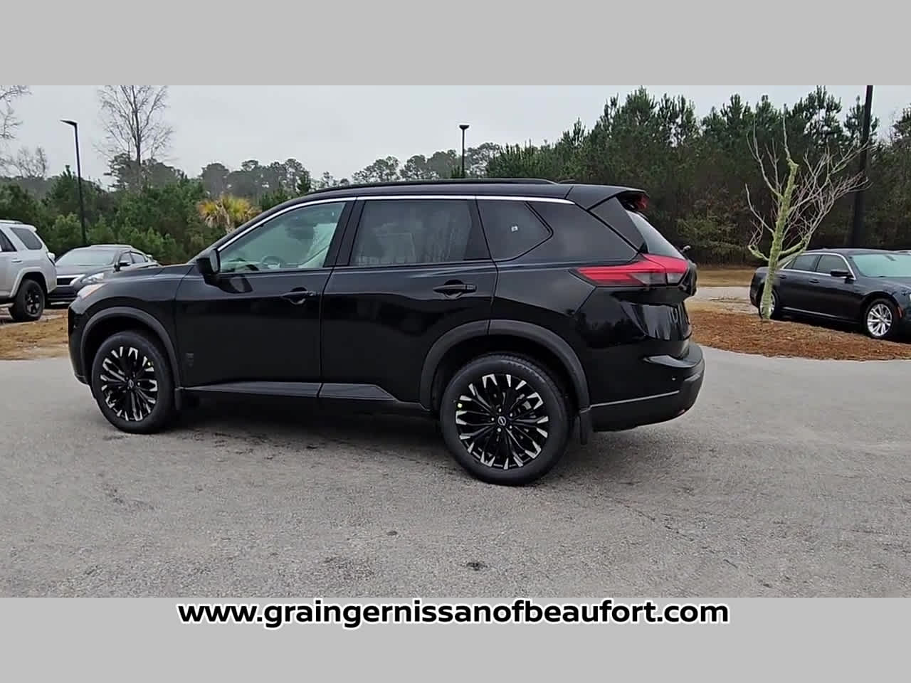 2026 Nissan Rogue Dark Armor