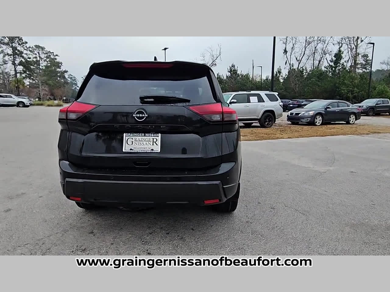 2026 Nissan Rogue Dark Armor