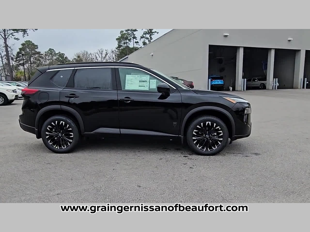 2026 Nissan Rogue Dark Armor