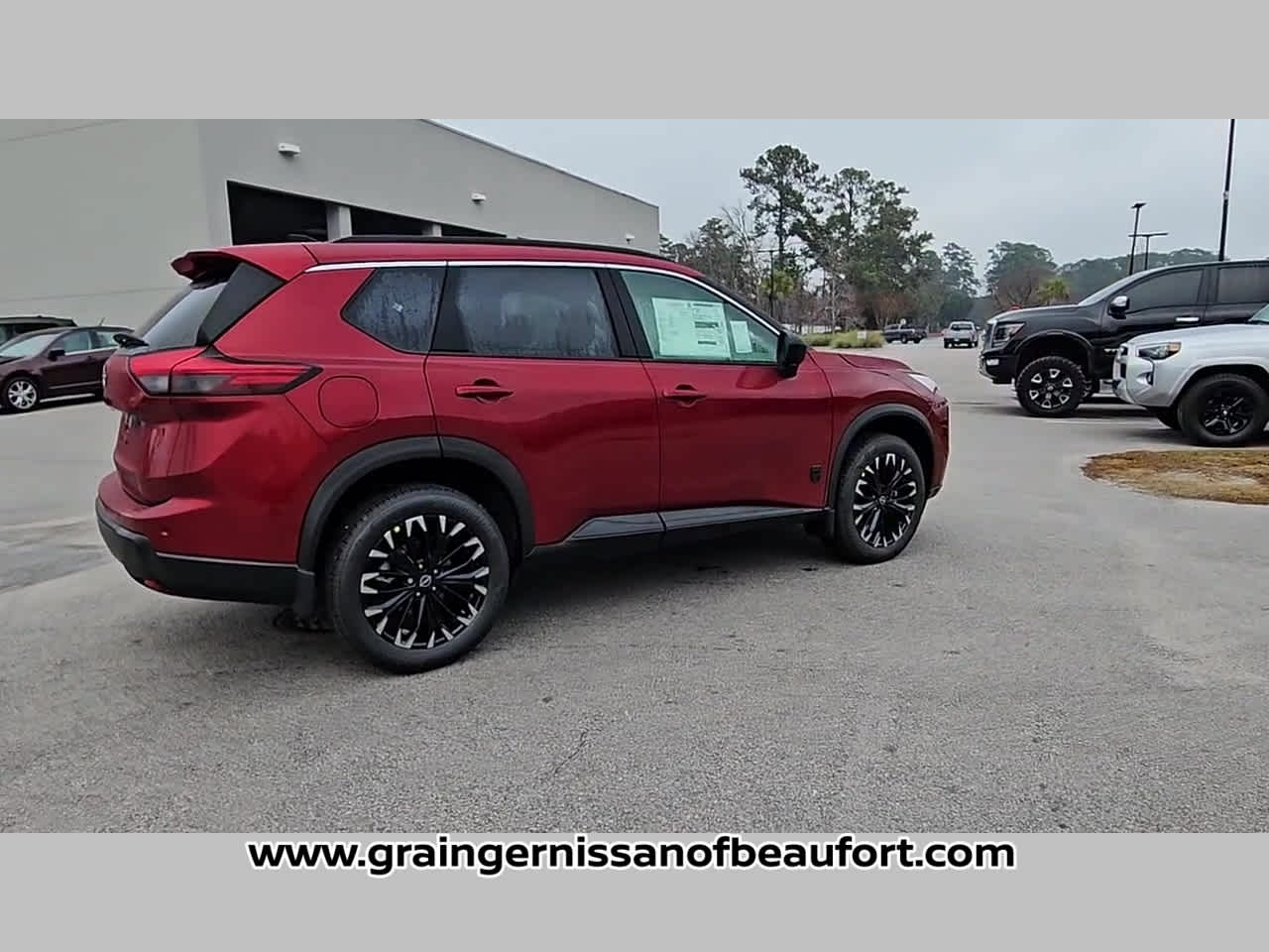 2026 Nissan Rogue Dark Armor