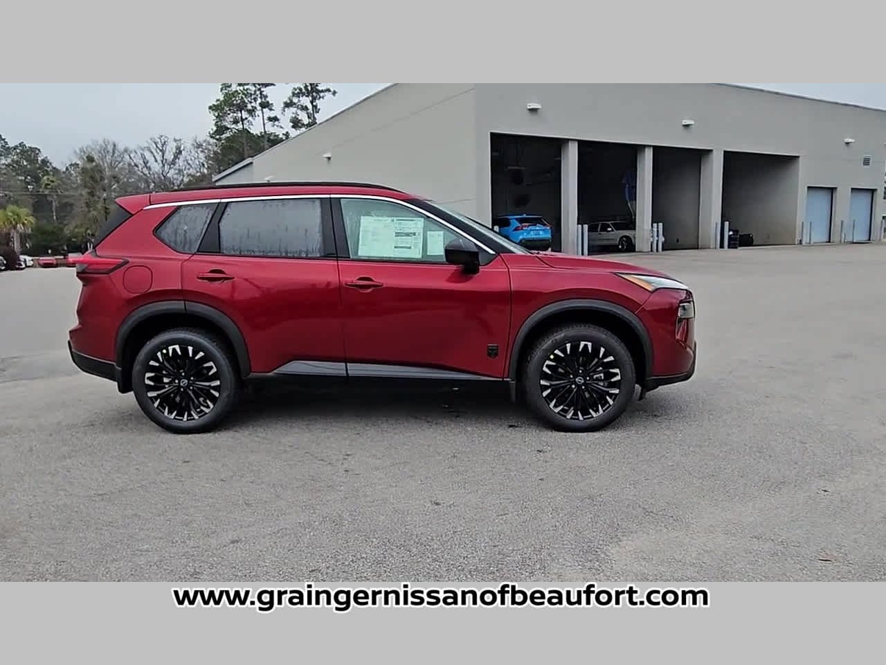 2026 Nissan Rogue Dark Armor
