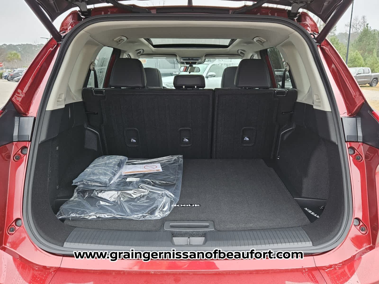 2026 Nissan Rogue Dark Armor