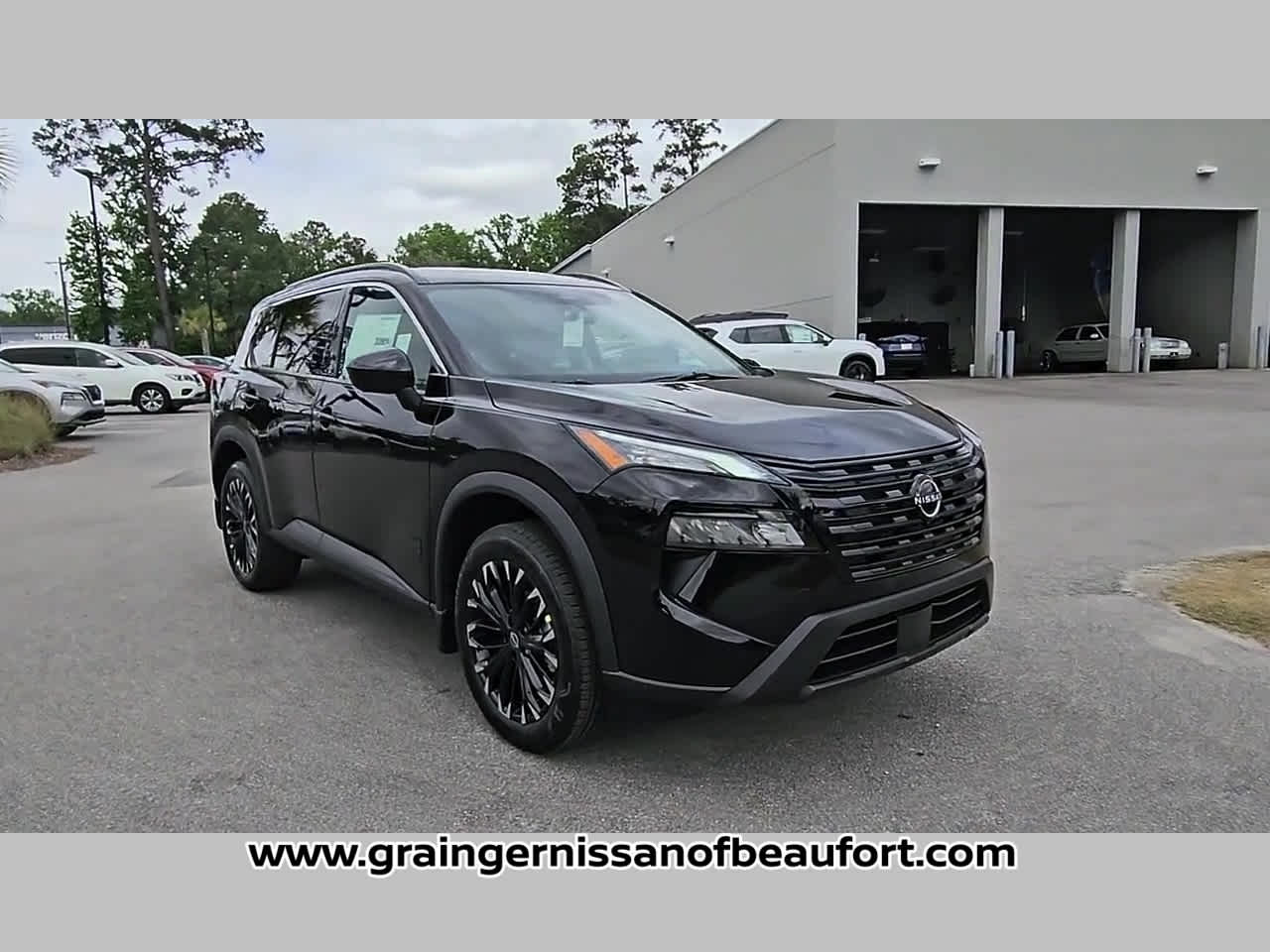 2026 Nissan Rogue Dark Armor