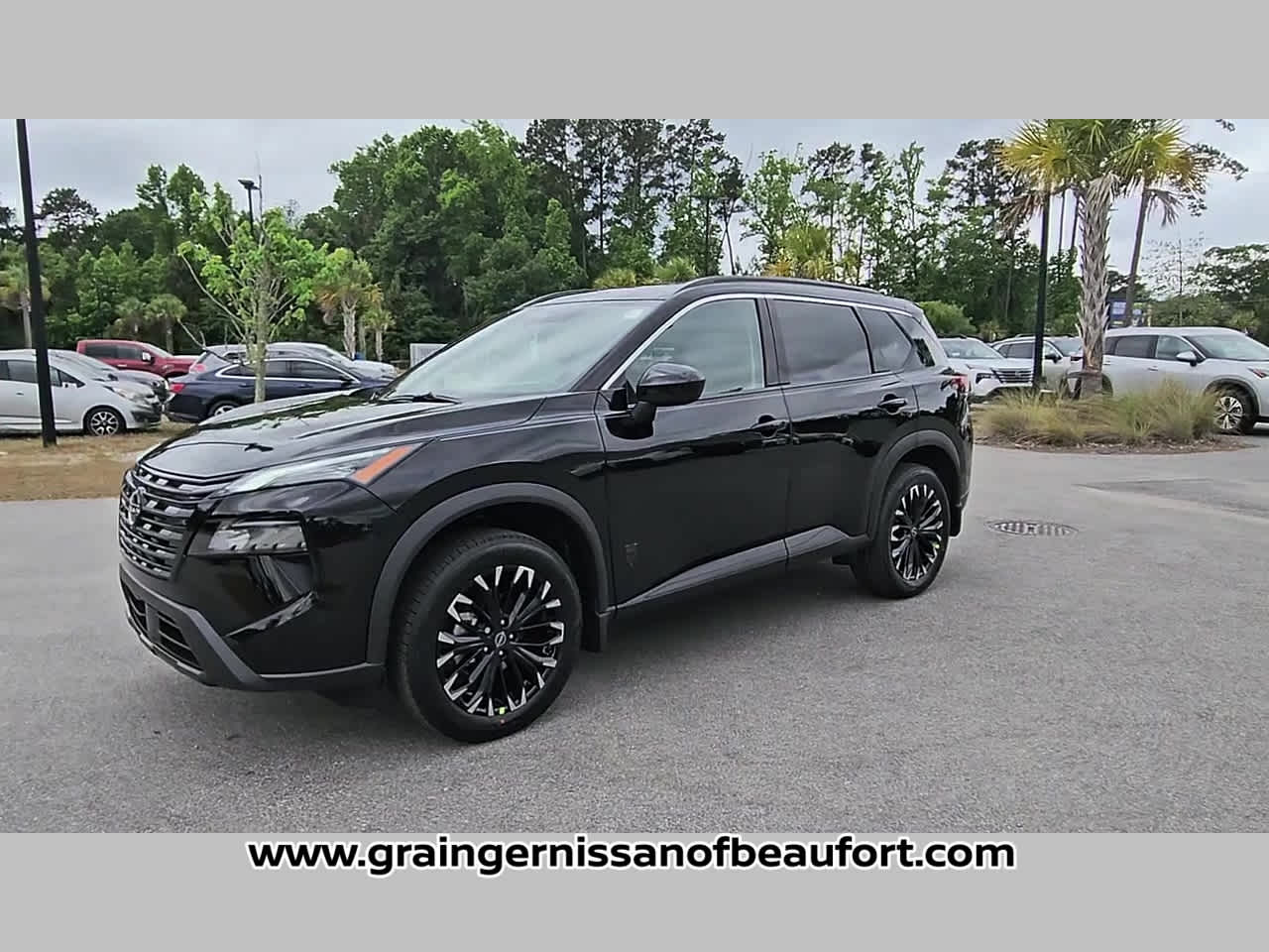 2026 Nissan Rogue Dark Armor