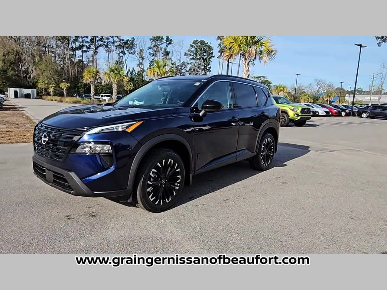 2026 Nissan Rogue Dark Armor