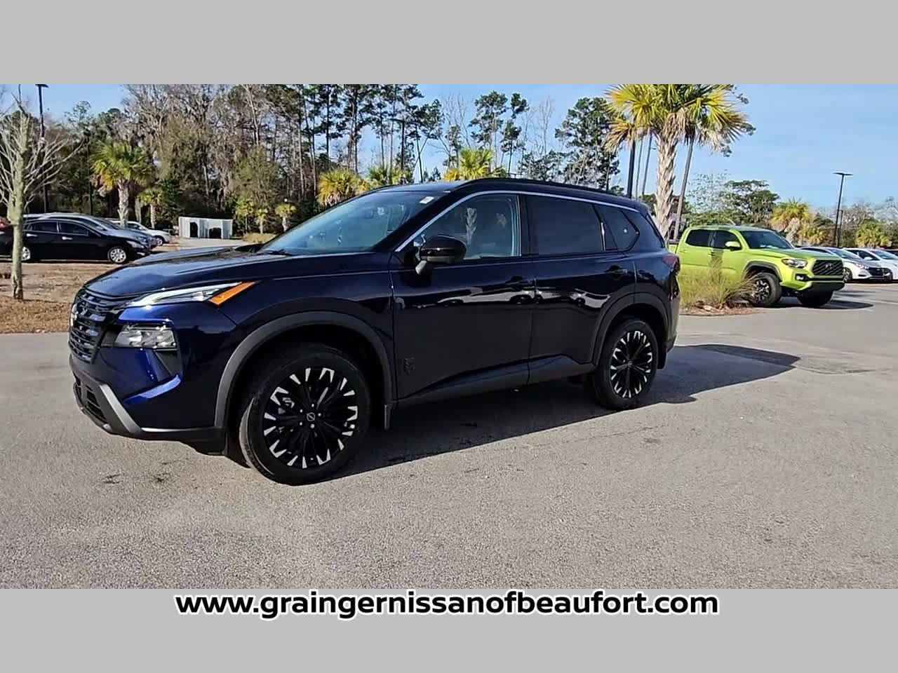 2026 Nissan Rogue Dark Armor