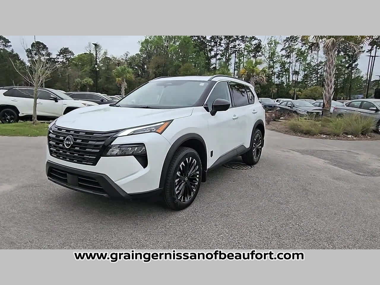 2026 Nissan Rogue Dark Armor